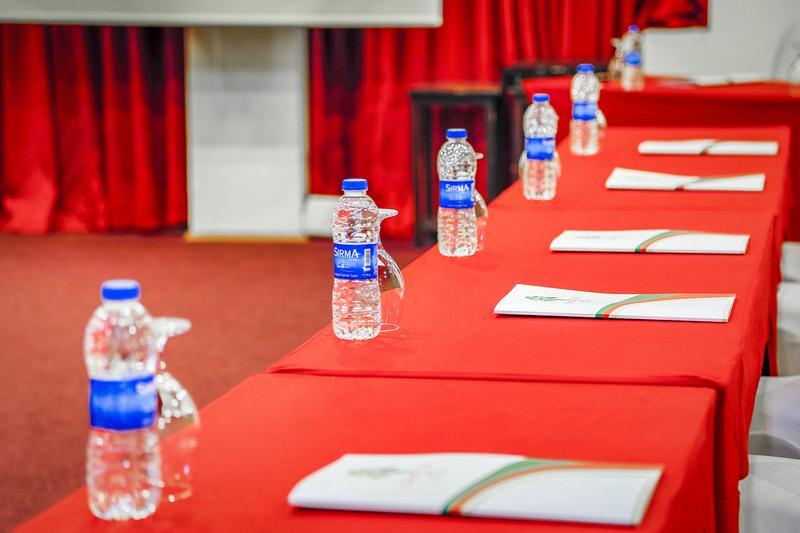 イスタンブール エアポート ドゥルス クラブ ホテル Arnavutköy エクステリア 写真